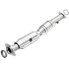 Load image into Gallery viewer, MagnaFlow Direct Fit Catalytic Converter 2004 Acura 3.5RL 3.5L