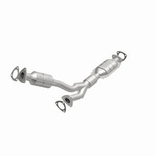 Load image into Gallery viewer, MagnaFlow Direct Fit Catalytic Converter 00-03 Saturn LS Series/LW Series 3.0L Rear (49 State)