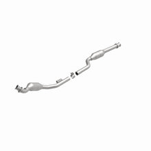 Load image into Gallery viewer, MagnaFlow Direct Fit Catalytic Converter 98-02 Mercedes E320 3.2L