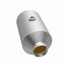 Load image into Gallery viewer, MagnaFlow Universal Catalytic Converter 2.50 Mid O2 CA