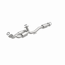 Load image into Gallery viewer, MagnaFlow Direct Fit Catalytic Converter 97-01 Toyota Camry 3.0L / 96-98 Lexus ES300 3.0L