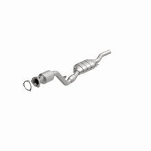Load image into Gallery viewer, MagnaFlow Direct Fit Catalytic Converter 03 Volkswagen Passat 2.8L
