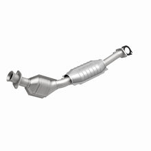 Load image into Gallery viewer, MagnaFlow Direct Fit Catalytic Converter Crown Vic-Town Car-Grand Marq