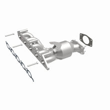 Load image into Gallery viewer, MagnaFlow Direct Fit Catalytic Converter 01-05 Volvo S60 2.4L / V70 2.4L