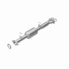 Load image into Gallery viewer, MagnaFlow Direct Fit Catalytic Converter 91-95 Toyota Previa 2.4L