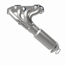 Load image into Gallery viewer, MagnaFlow Direct Fit Catalytic Converter 05-13 Nissan Frontier 2.5L