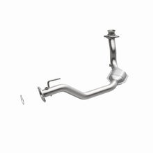 Load image into Gallery viewer, MagnaFlow Direct Fit Catalytic Converter 96-98 Explorer-Mountaineer