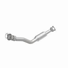 Load image into Gallery viewer, MagnaFlow Direct Fit Catalytic Converter 97-03 Chevy Malibu 3.1L