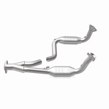 Load image into Gallery viewer, MagnaFlow Direct Fit Catalytic Converter 03-06 Chevy SSR 5.3/6.0 OEM