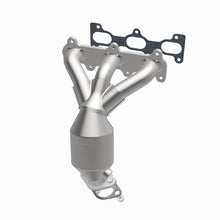Load image into Gallery viewer, MagnaFlow Direct Fit Catalytic Converter 02-06 Hyundai Sonata 2.7L