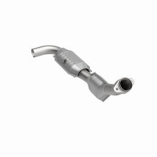 Load image into Gallery viewer, MagnaFlow Direct Fit Catalytic Converter 01 Ford Trucks 4.6L