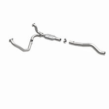 Load image into Gallery viewer, MagnaFlow Direct Fit Catalytic Converter 2003 Ram 1500 5.7 2WD OEM