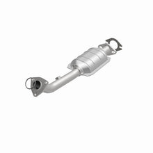 Load image into Gallery viewer, MagnaFlow DF Catalytic Conv 01-02 Infiniti QX4 3.5L / 01/02/04 Nissan Pathfinder 3.5L (California)