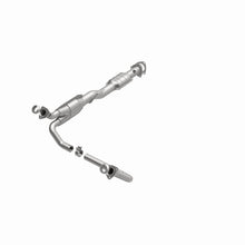 Load image into Gallery viewer, MagnaFlow Direct Fit Catalytic Converter 00-04 Astro 4.3L