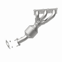 Load image into Gallery viewer, MagnaFlow Direct Fit Catalytic Converter 06-08 BMW Z4 3.0L rr