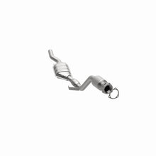 Load image into Gallery viewer, MagnaFlow Direct Fit Catalytic Converter 03 Volkswagen Passat 2.8L