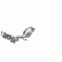 Load image into Gallery viewer, MagnaFlow Direct Fit Catalytic Converter 04-06 Toyota Sienna 3.3L