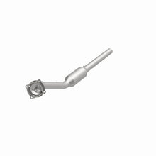 Load image into Gallery viewer, MagnaFlow DF Cat Conv 99-04 VW Beetle T/C GLX Turbo S / 99-03 Golf T/C GLS GTI / 99-03 Jetta T/C GLS