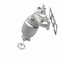 Load image into Gallery viewer, MagnaFlow Direct Fit Catalytic Converter 11-12 Kia Sedona 3.5L OEM Grade Manifold