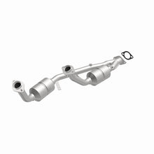 Load image into Gallery viewer, MagnaFlow Direct Fit Catalytic Converter 98 Ford Windstar 3.8L Assm