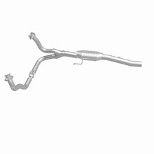 Load image into Gallery viewer, MagnaFlow Direct Fit Catalytic Converter 00-03 Durango 2WD OEM