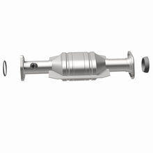 Load image into Gallery viewer, MagnaFlow Direct Fit Catalytic Converter 95 Honda Odyssey 2.2L