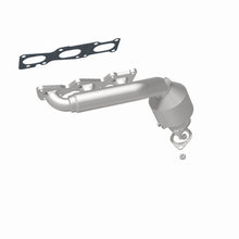 Load image into Gallery viewer, MagnaFlow Direct Fit Catalytic Converter 2007-2009 Sorento 3.3 3.8 L Manifold