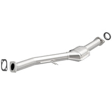 Load image into Gallery viewer, MagnaFlow Direct Fit Catalytic Converter 06-08 Subaru Legacy 2.5L