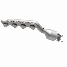 Load image into Gallery viewer, MagnaFlow Direct Fit Catalytic Converter 2009 Kia Borrego 4.6L Passenger Side