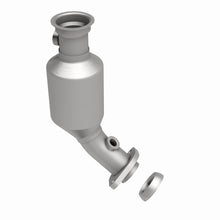Load image into Gallery viewer, MagnaFlow DF Cat Conv 99-05 Subaru Forester/96-97 &amp; 99-05 Impreza/01-03 Legacy/00-05 Outback Frt/Rr