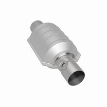 Load image into Gallery viewer, MagnaFlow Universal Catalytic Converter 2 Single O2 Boss