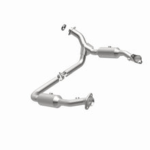 Load image into Gallery viewer, MagnaFlow DF Conv Ford/Mercury 06-10 Explorer/Mountaineer/ 07-10 Explorer SportTrac 4.0L Y-Pipe Assy