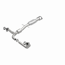 Load image into Gallery viewer, MagnaFlow Direct Fit Catalytic Converter 00-03 Chevy S-10 4.3L